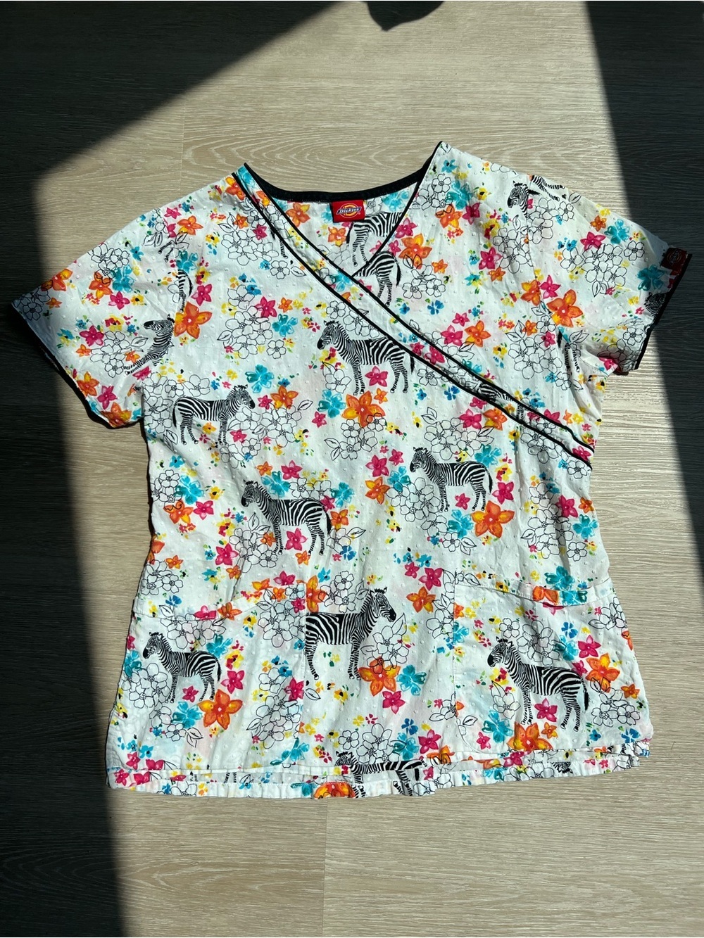 Dickies Women’s White Maximalist Zebra Floral Scrub Top